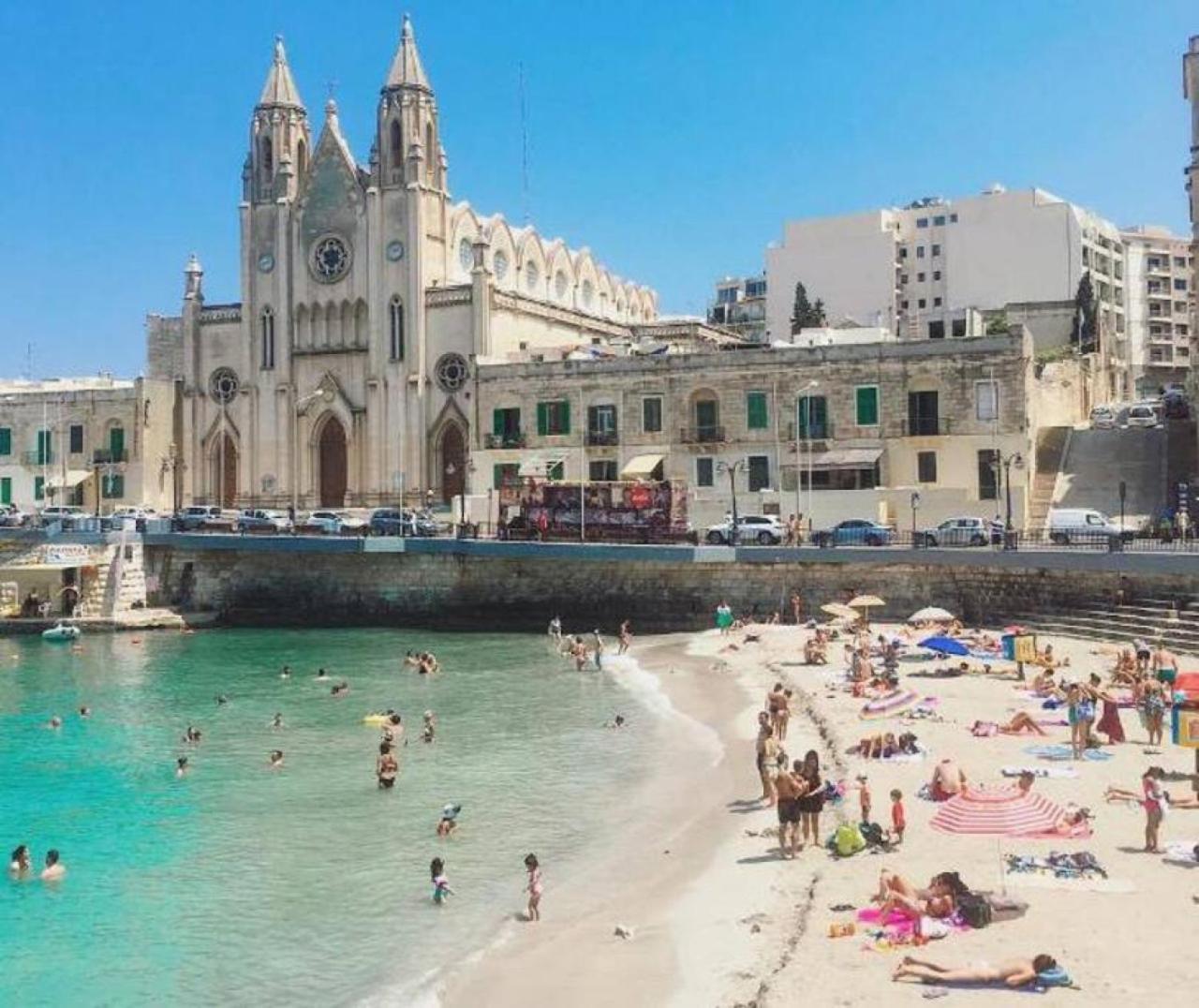 St Julians - Balluta Bay Large 3 Bedroom Apartment Слима Екстериор снимка
