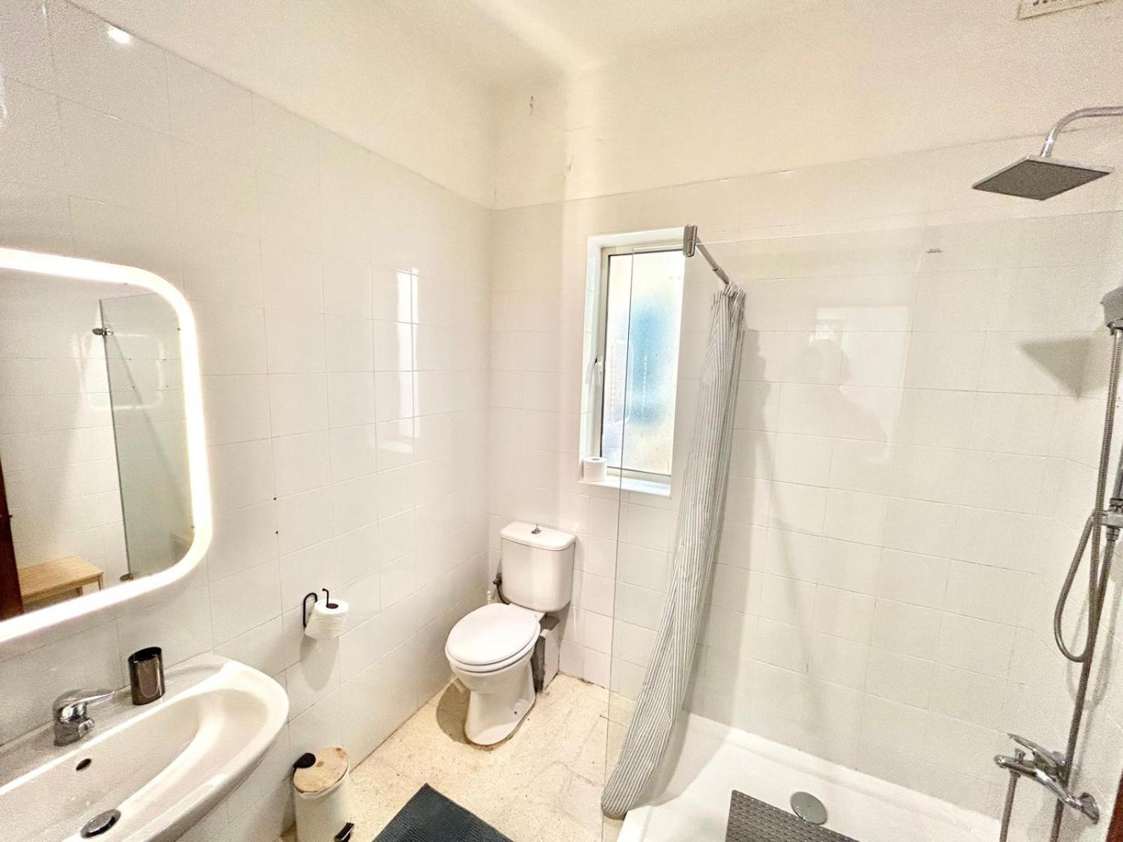 St Julians - Balluta Bay Large 3 Bedroom Apartment Слима Екстериор снимка